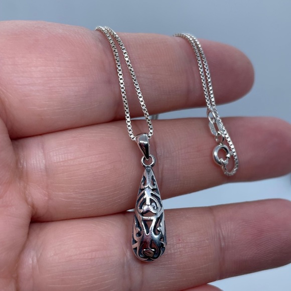 Sterling Silver Filigree Drop Pendant-Unique - Picture 4 of 7